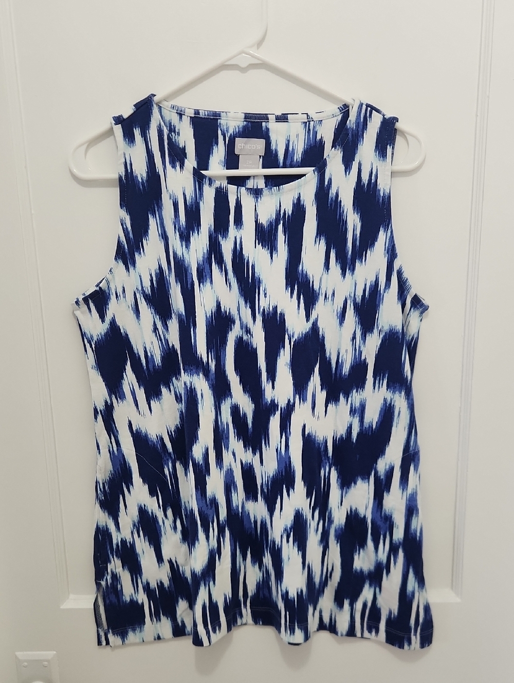 Chico's Women's Blue And White Sleeveless Top Size 2P (US Petite Large)
